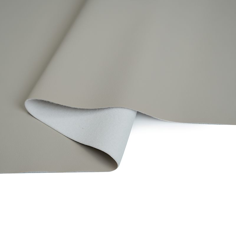 Makinis na katad para sa sofa